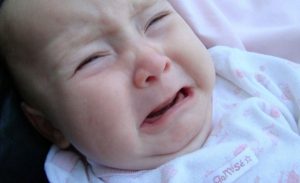 how to calm a crying baby